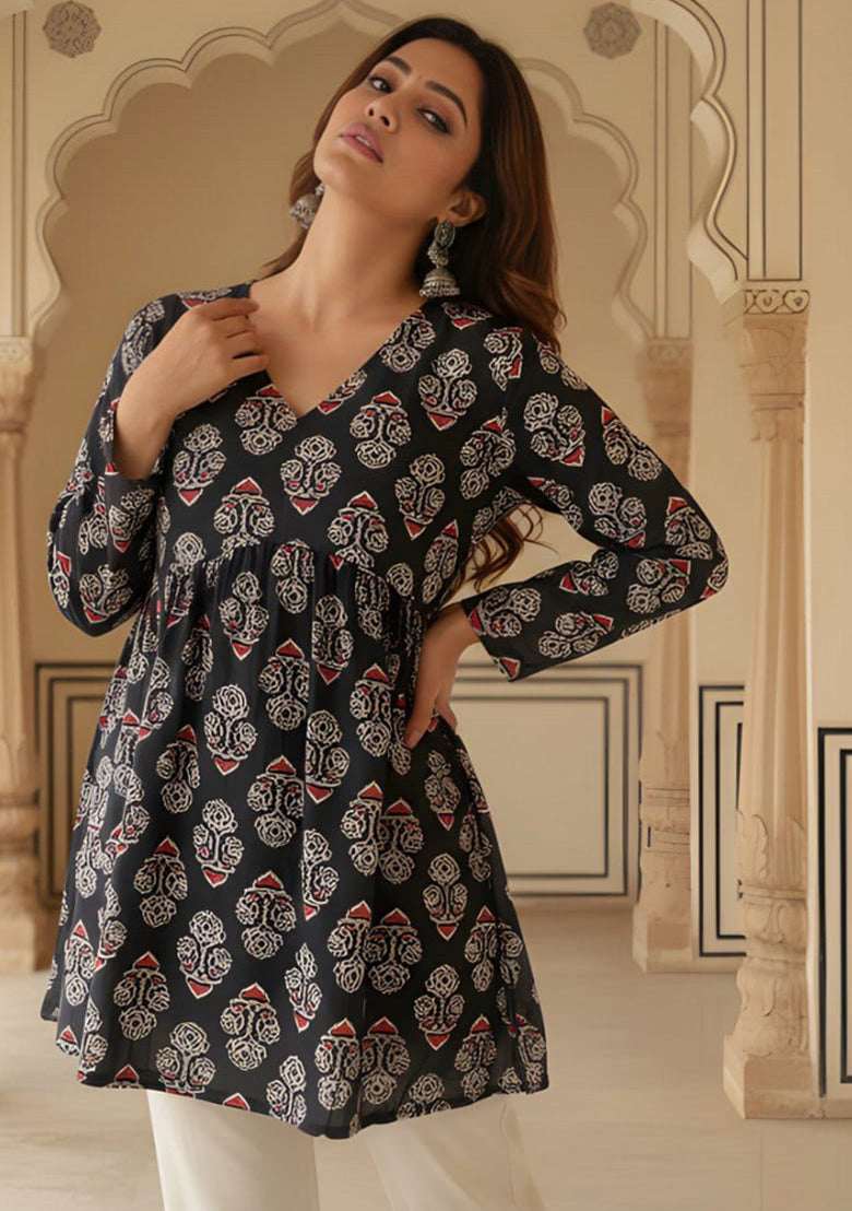 Indigo rayon tunic with multicolor floral geometric print, V-neck and long sleeves