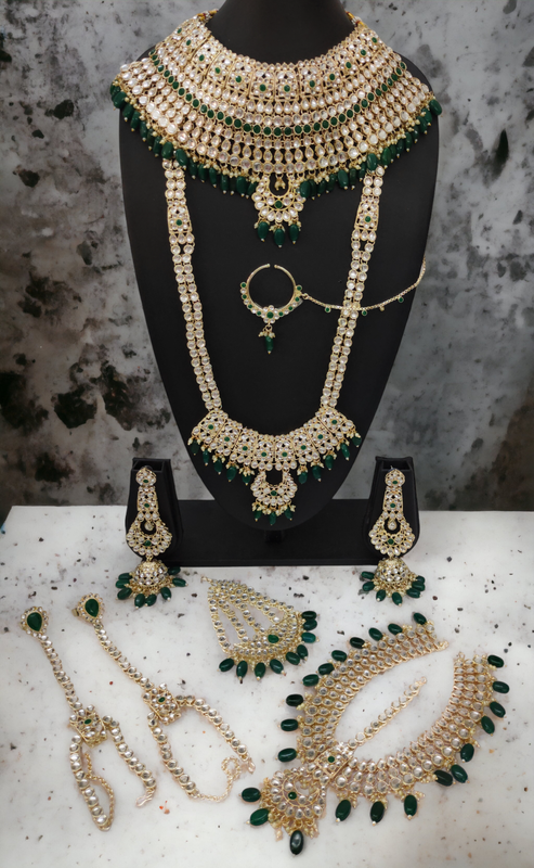Nayoora Emerald Heritage Bridal Set