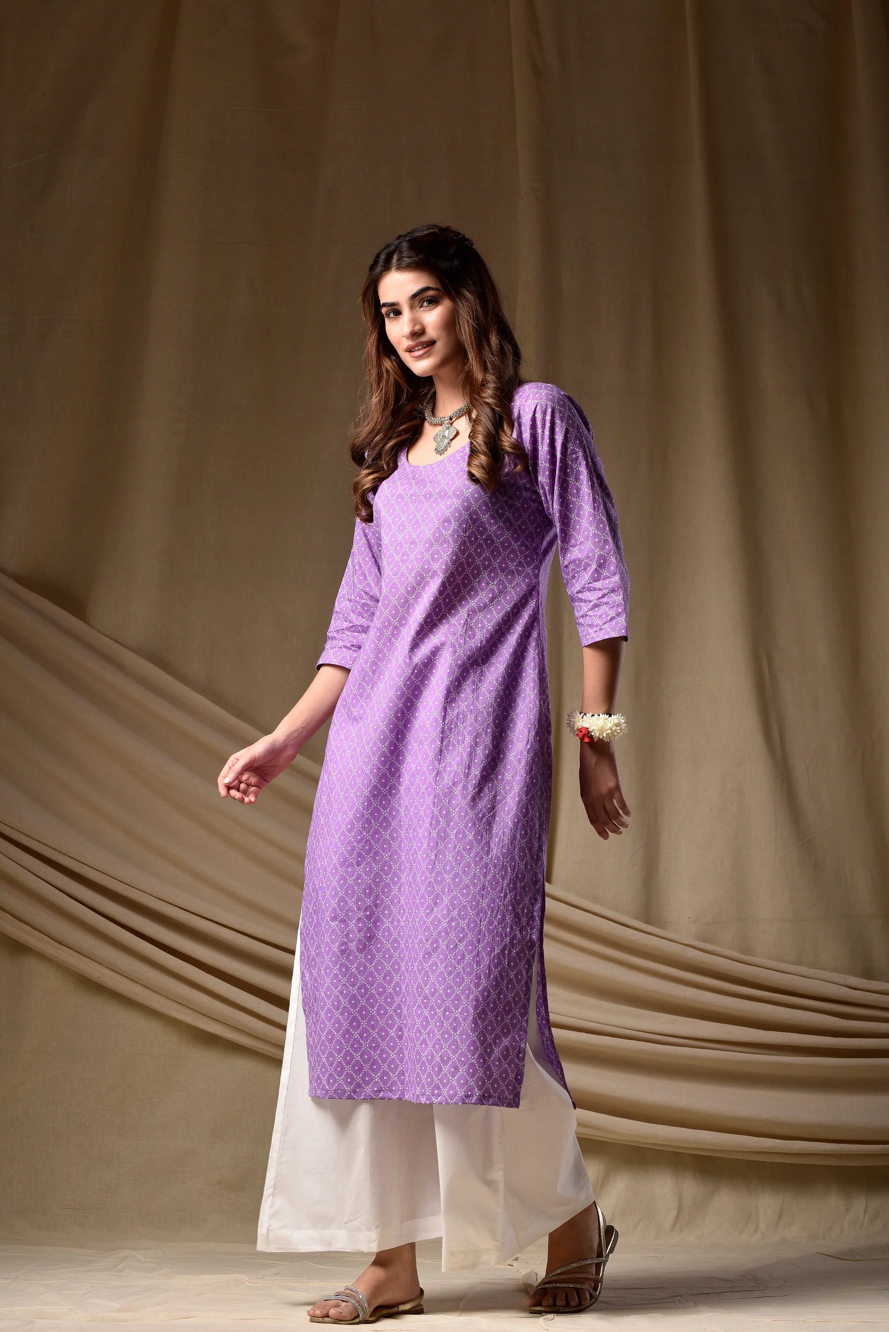 Nayoora Lavender Ira Rayon Kurti