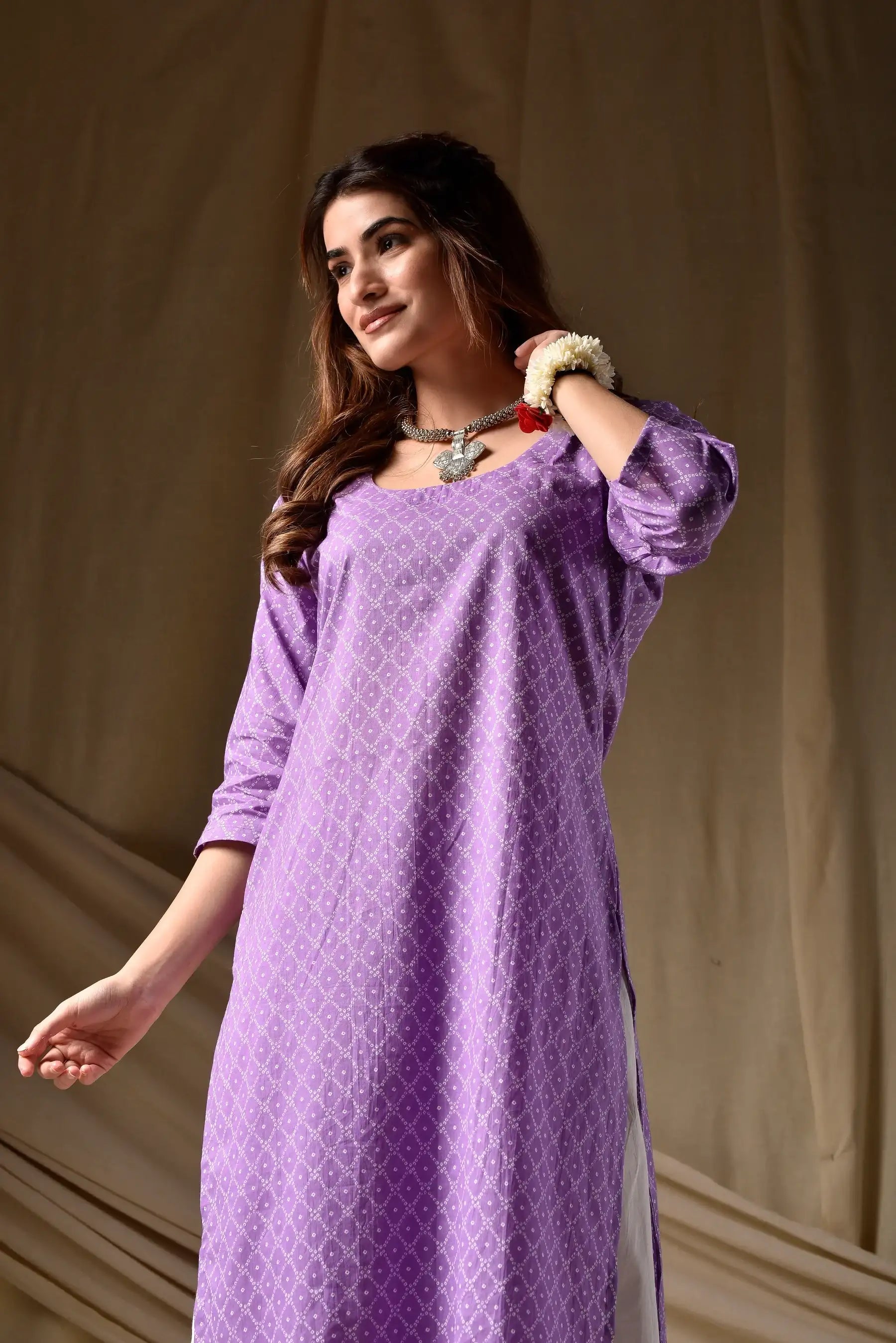 Nayoora Lavender Ira Rayon Kurti
