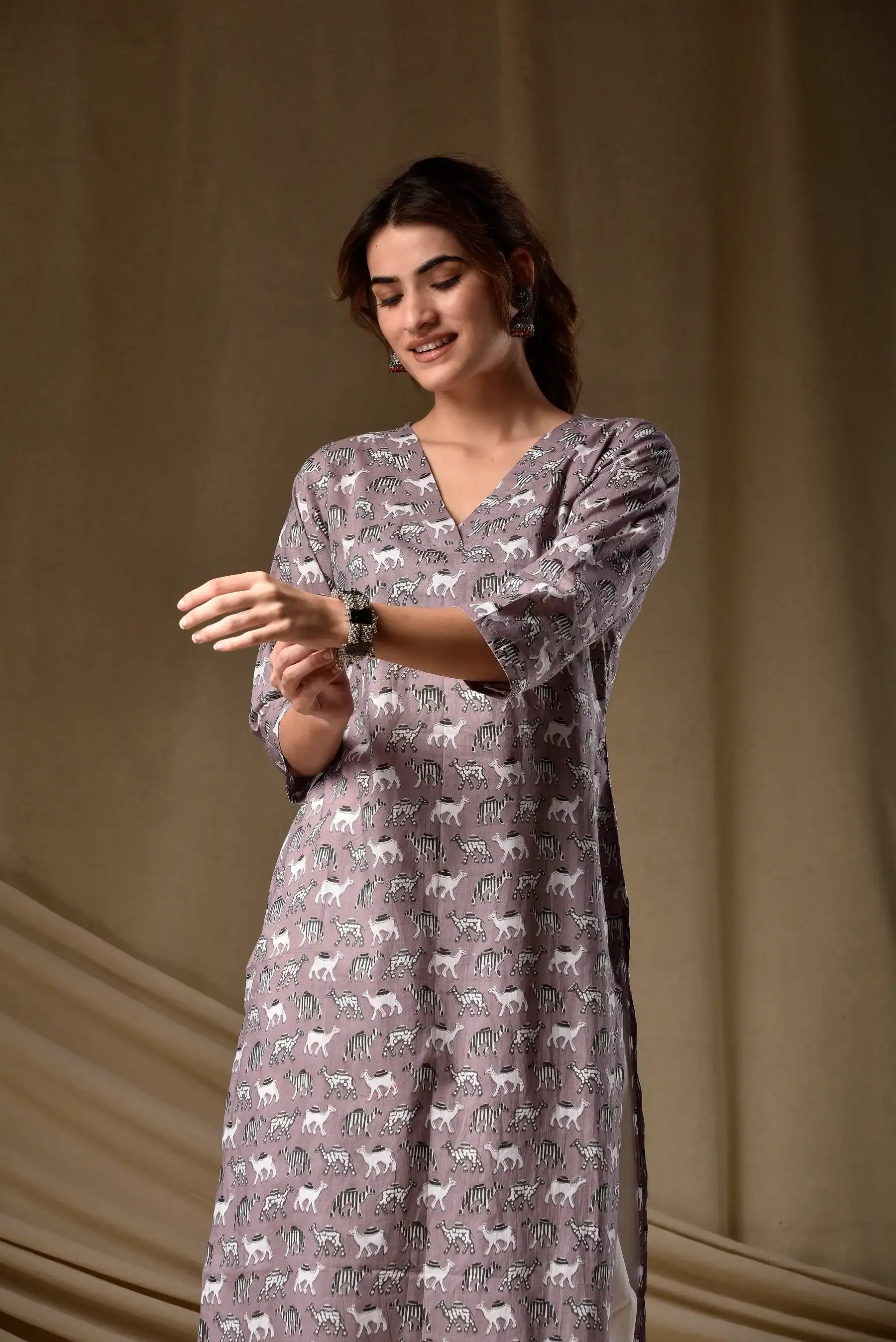 Nayoora Mauve Ira Rayon Kurti