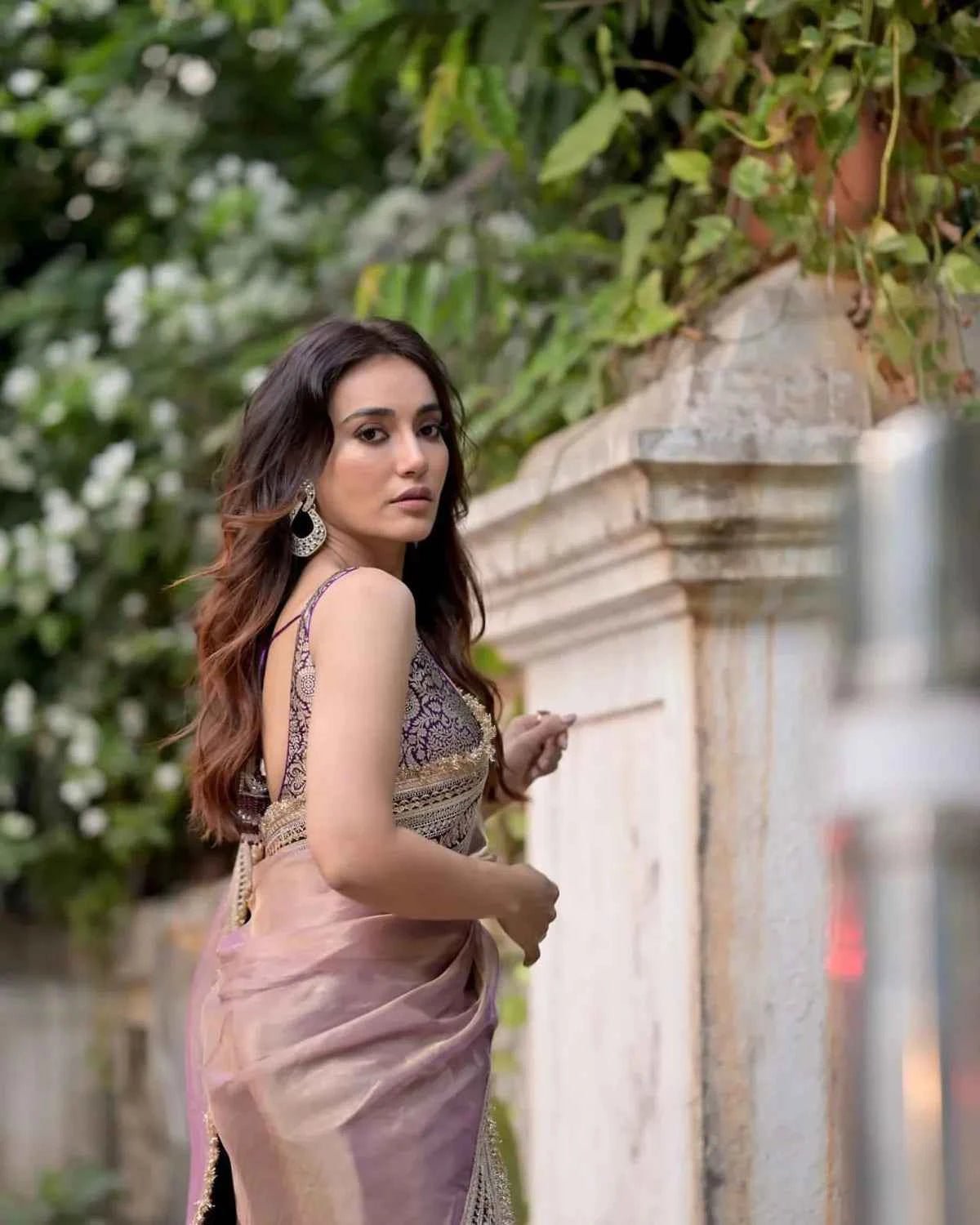 Nayoora Dual - Tone Mauve Saree – Heavy Zari Border & Jacquard Blouse - Nayoora