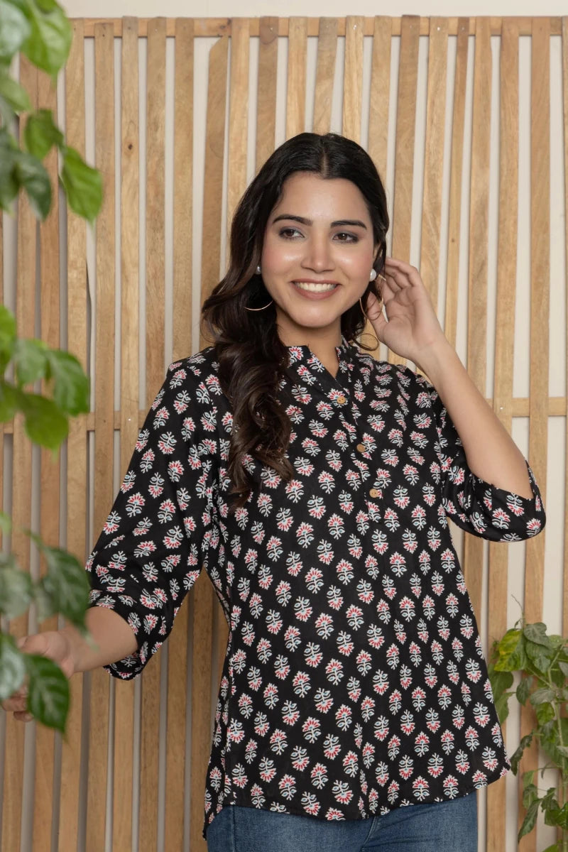Nayoora Lycy Floral Noir Rayon Tunic - Nayoora