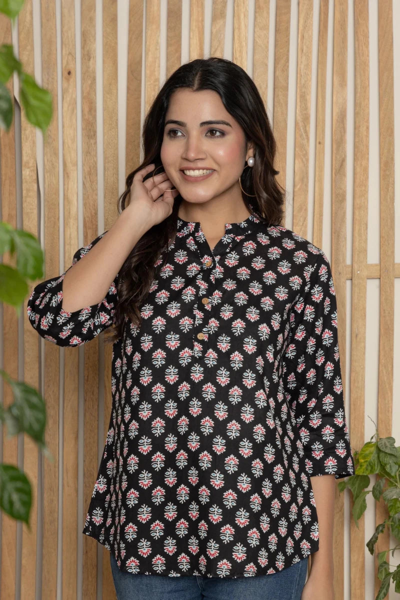 Nayoora Lycy Floral Noir Rayon Tunic - Nayoora