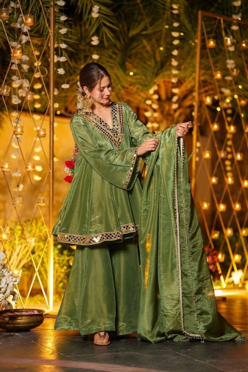 Mehendi green silk anarkali kurti and palazzo set, side view with mirror-work trim